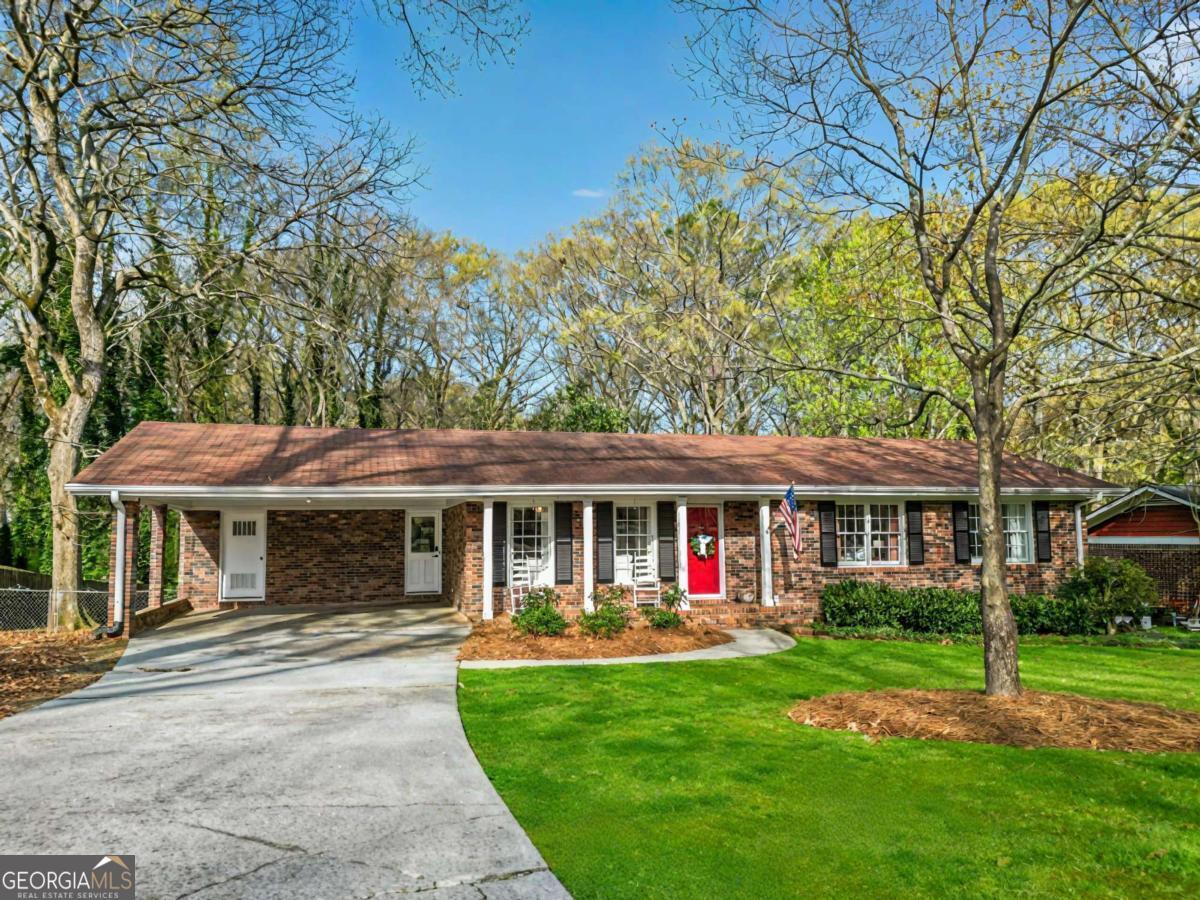 Property Photo:  204 Indian Creek Drive  GA 30655 
