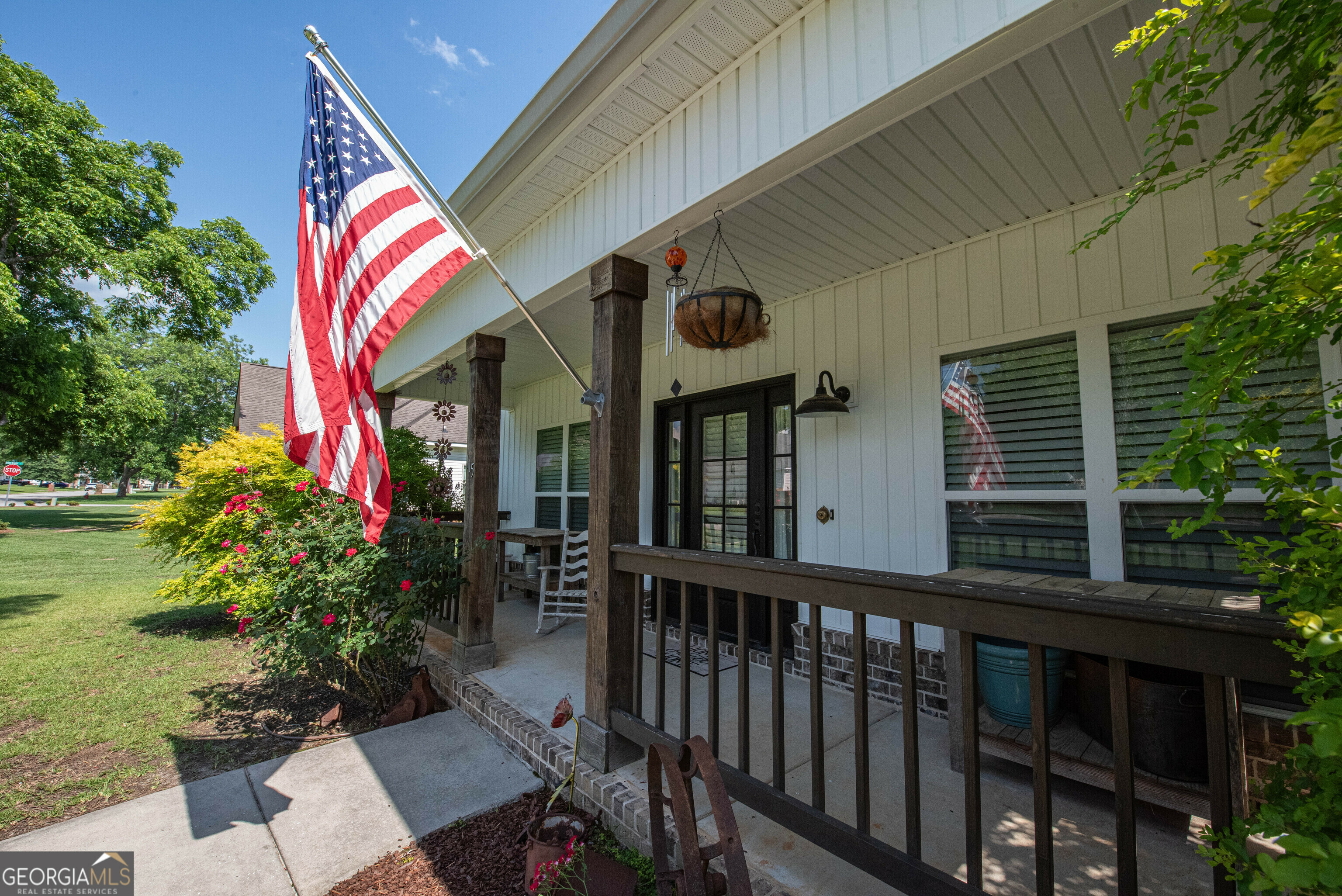 Property Photo:  115 Lanier Loop  GA 31047 