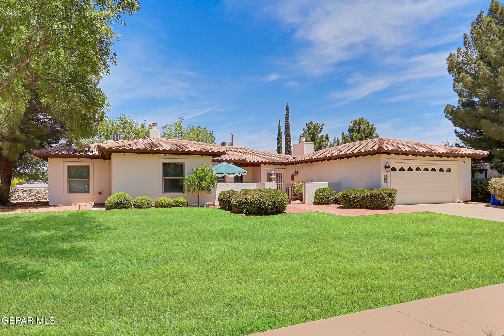 Property Photo: 613 Willow Glen Drive TX 79922