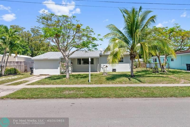 1560 SW 24th Ave  Fort Lauderdale FL 33312 photo