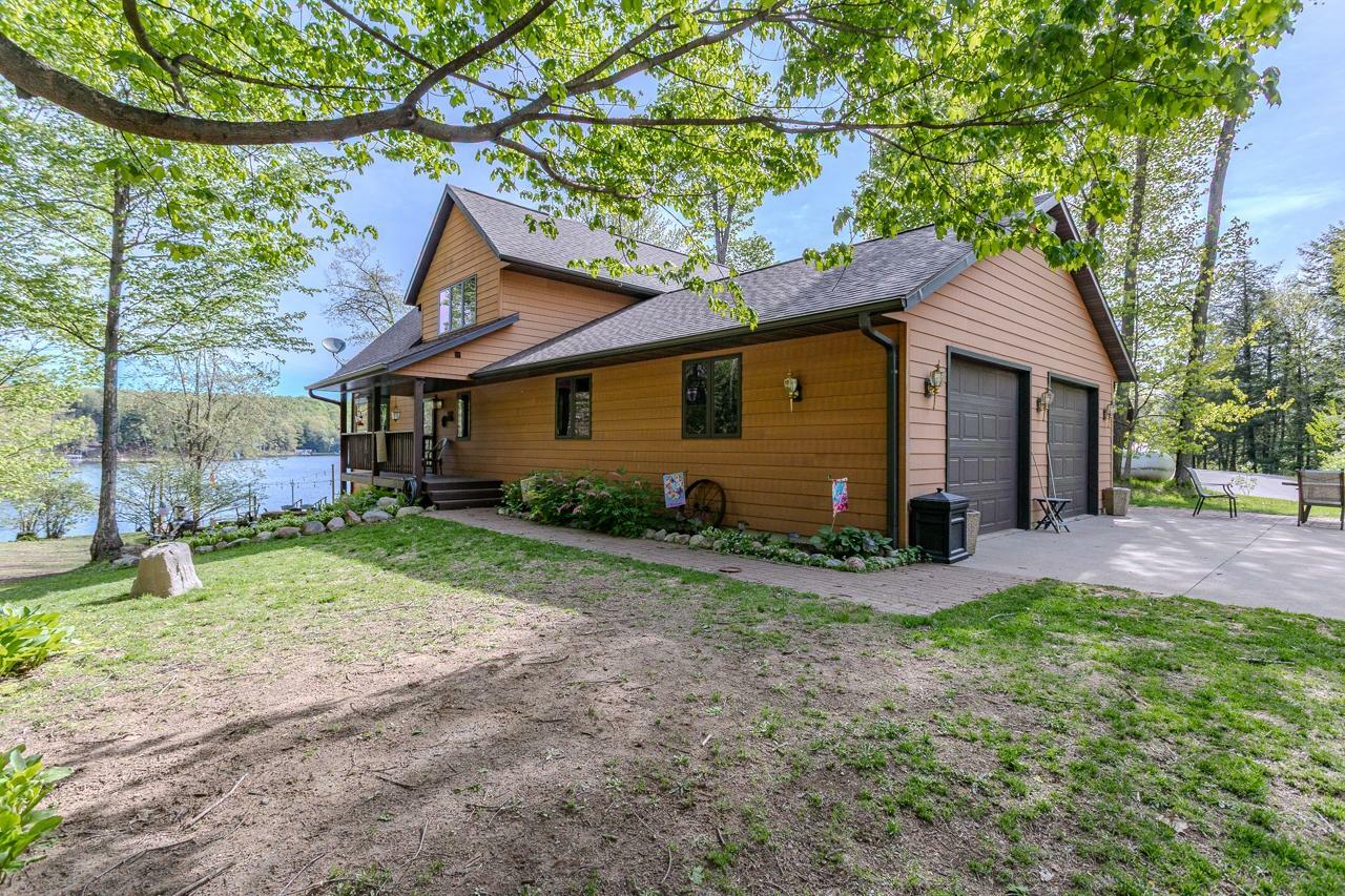Property Photo:  W1465 Lon Basco Ln  WI 54435 