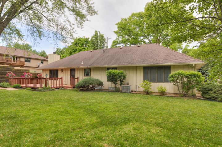 Property Photo:  3921 SW 29th Street  IA 50321 
