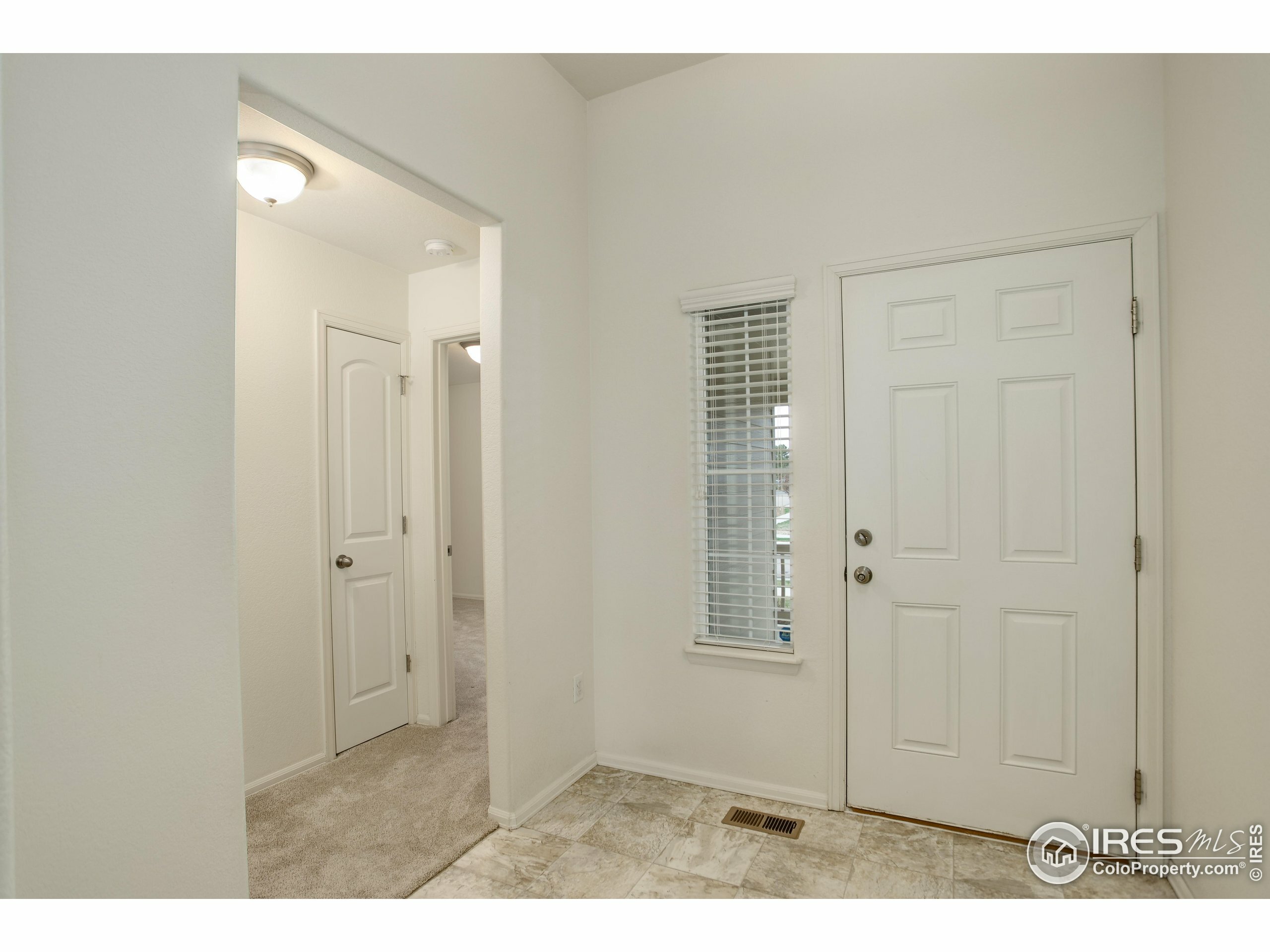 Property Photo: 1540 Murrlet St CO 80513