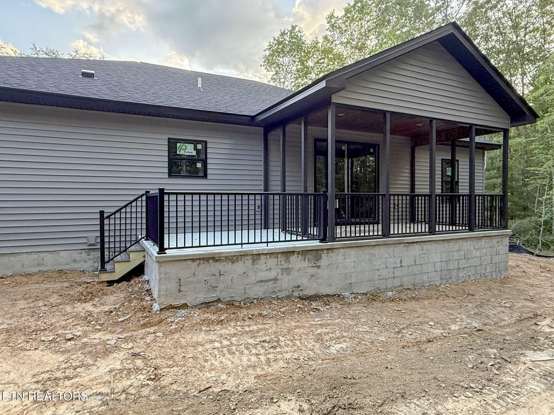 Property Photo: 115 Hawes Circle TN 38558