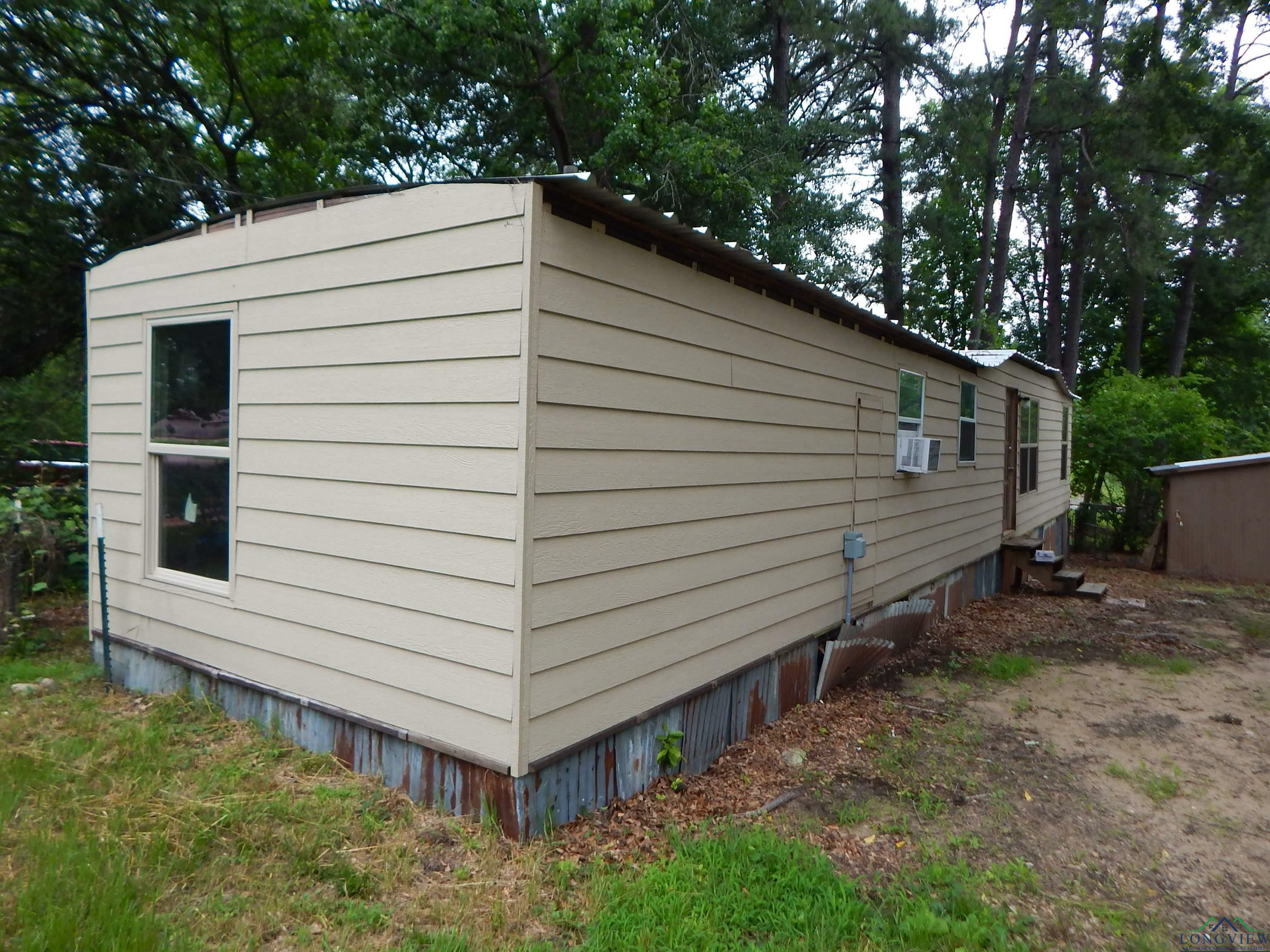 Property Photo: 214 Lawrence St. TX 75644