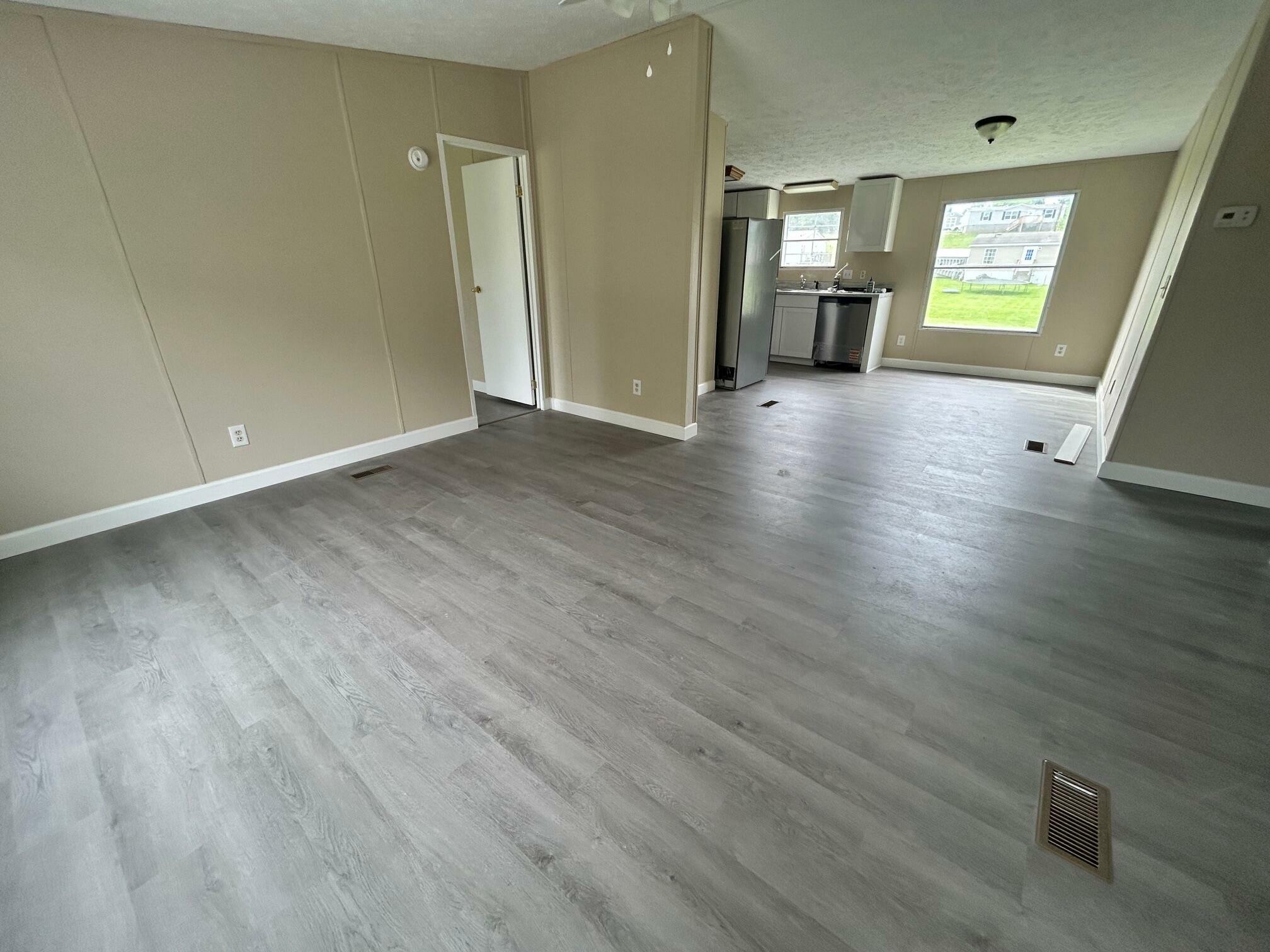 Property Photo: 105 North Hart Road KY 42503