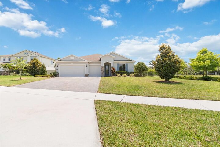Property Photo: 4119 Sunset Preserve Boulevard FL 32820