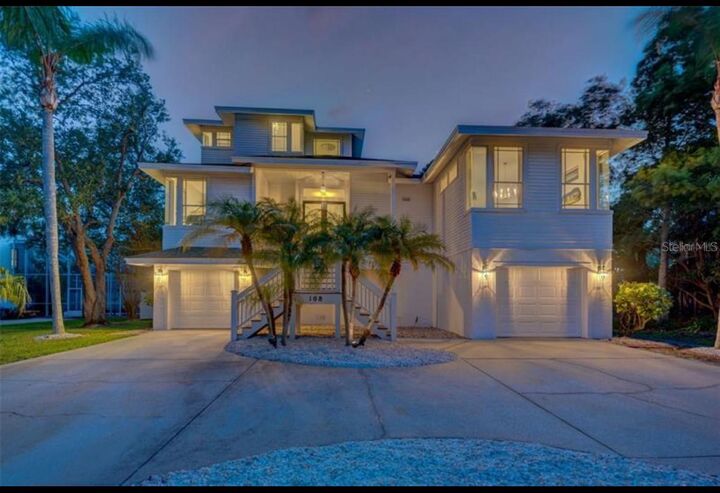 Property Photo:  108 Peterson Lane  FL 34683 