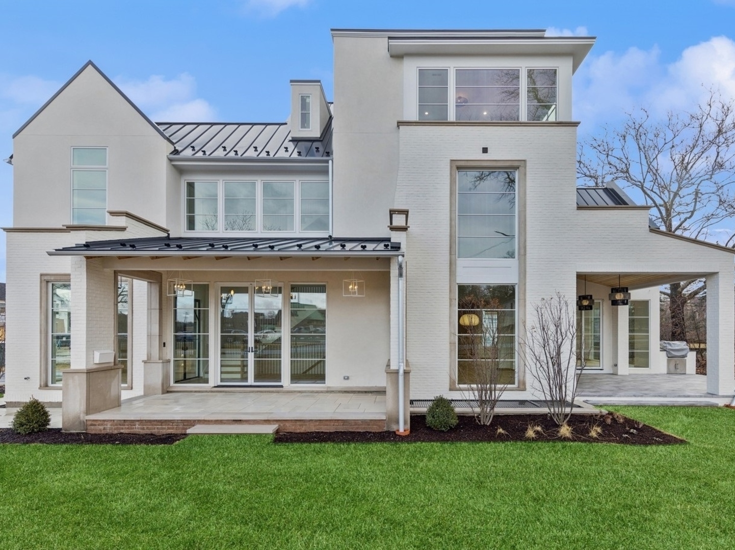Property Photo: 527 Kensington Court IL 60521