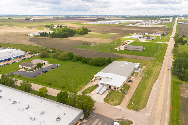 Property Photo:  2 Wolfers Industrial Drive  IL 61362 