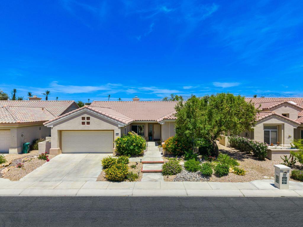 78300 Willowrich Drive  Palm Desert CA 92211 photo