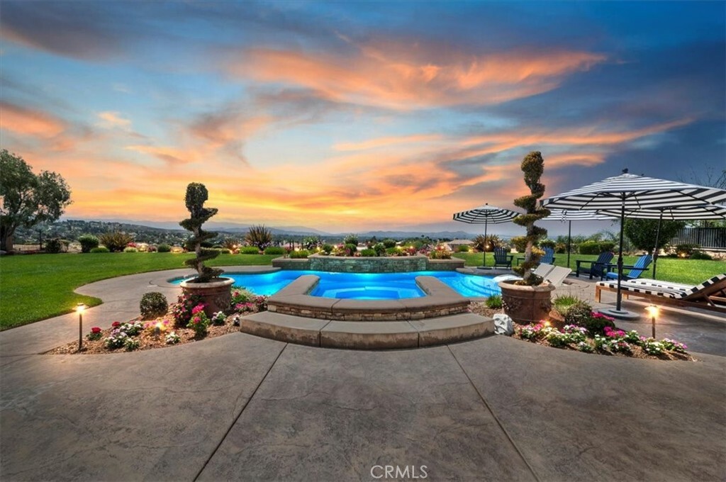 Property Photo: 8019 Horizon View Drive CA 92506