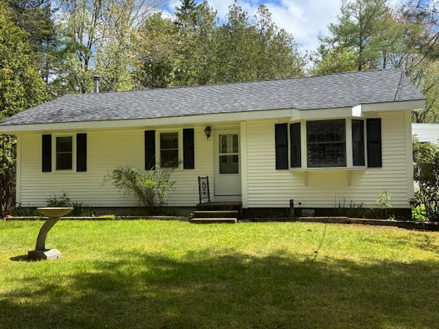 Property Photo: 927 Pleasant Street ME 04614