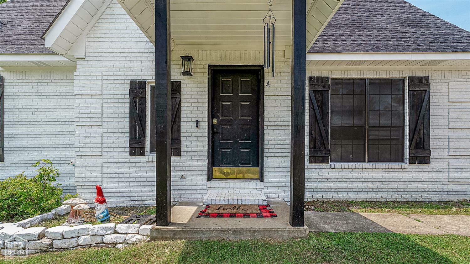 Property Photo: 1301 Golf Course Drive AR 72404