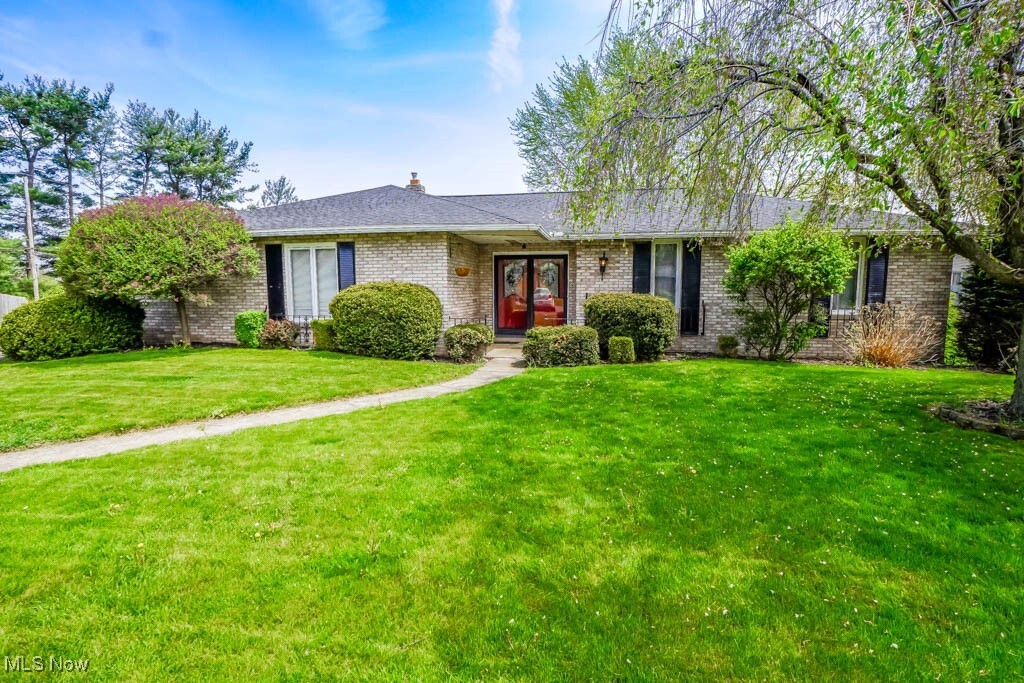 Property Photo: 5612 Lindford Avenue NE OH 44721