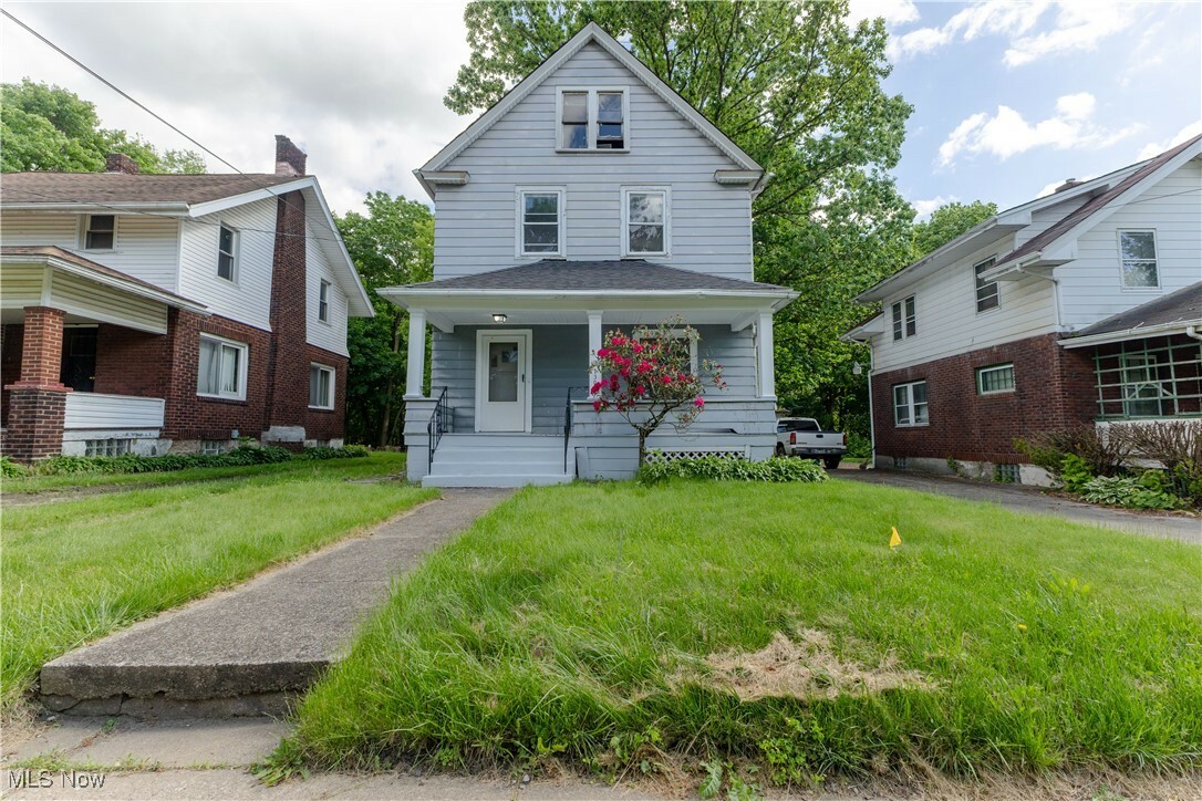 Property Photo: 1309 Republic Avenue OH 44505