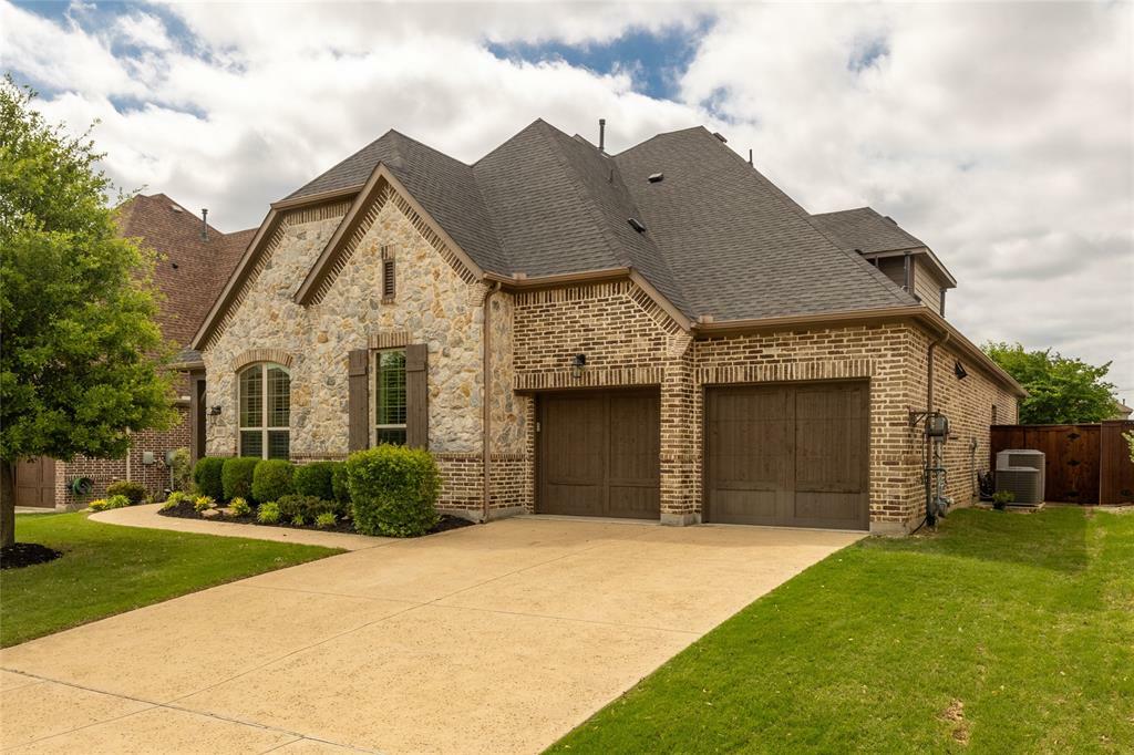 931 Champions Way  Roanoke TX 76262 photo