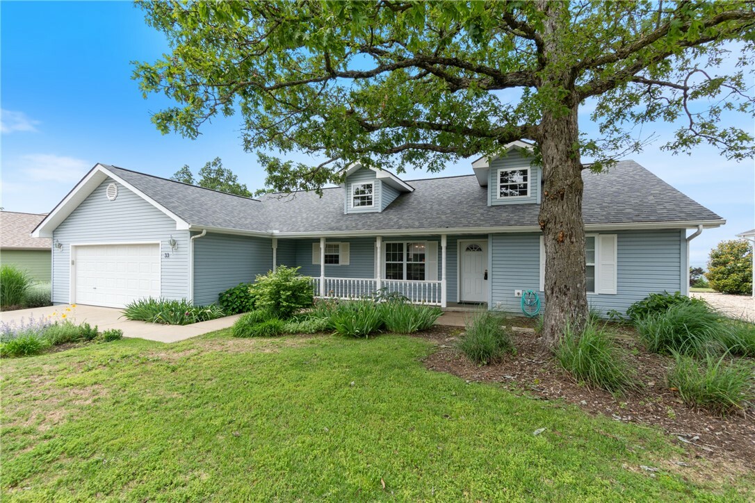 Property Photo: 33 Holiday Island Drive AR 72631
