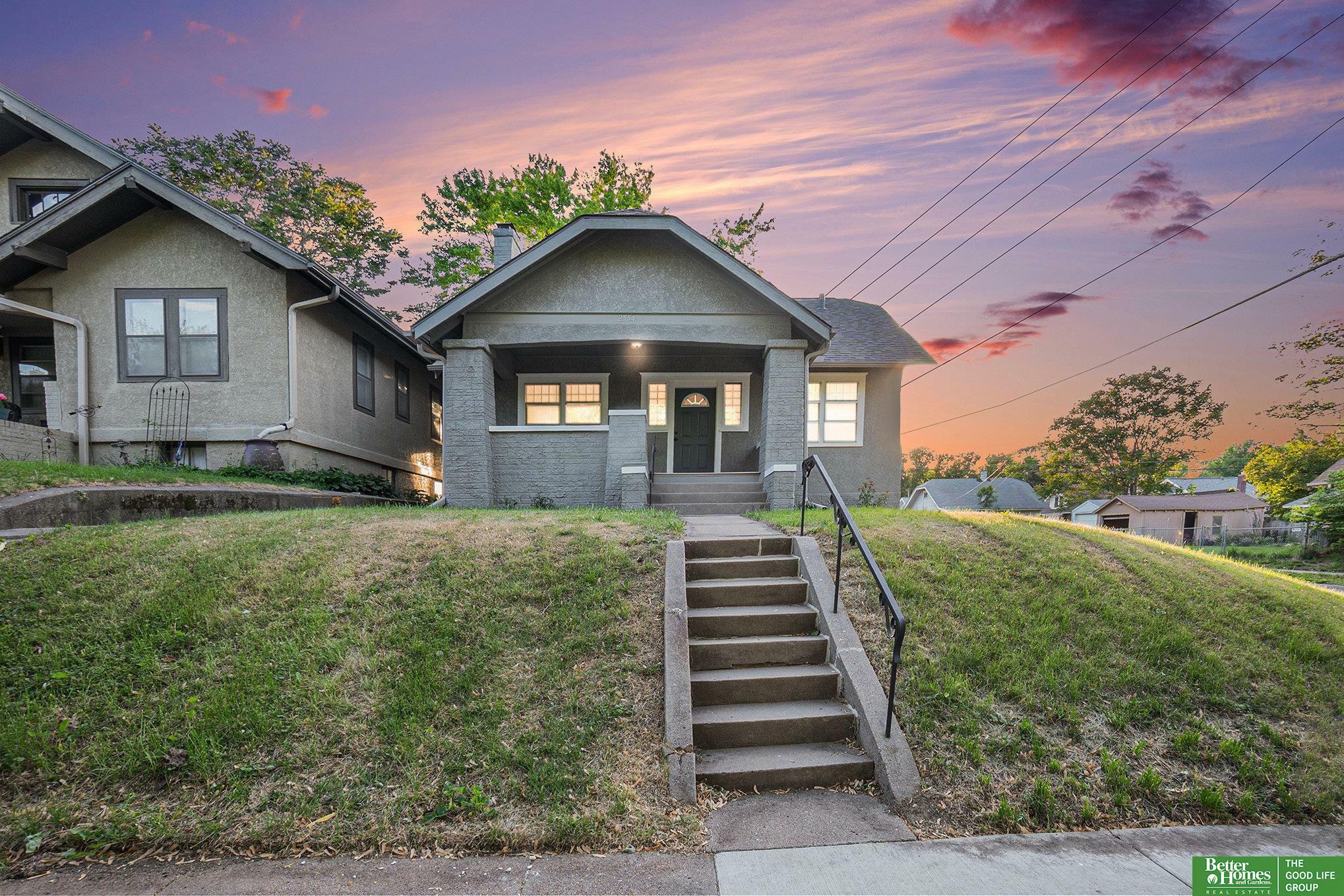 Property Photo: 2554 N 48 Avenue NE 68104-9999