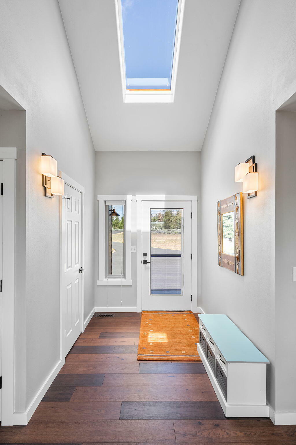Property Photo: 17197 Mountain View Road OR 97759