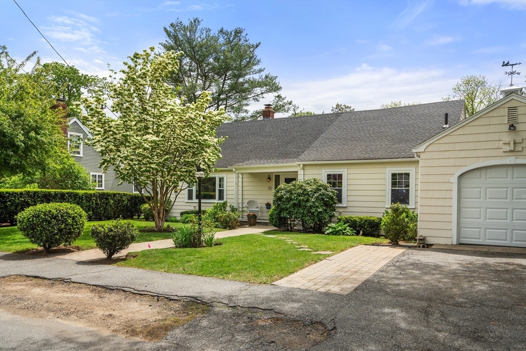 39 Manton Rd.  Swampscott MA 01907 photo