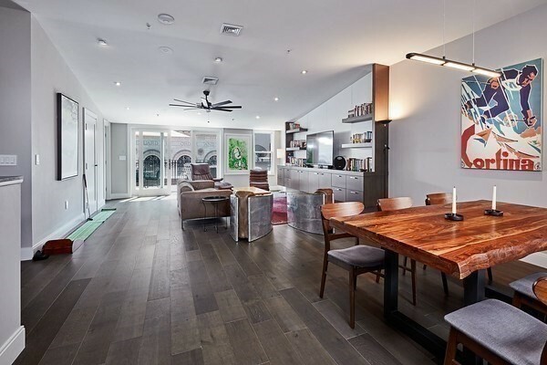 Property Photo: 647 Boylston Ph3c - Furn MA 02116