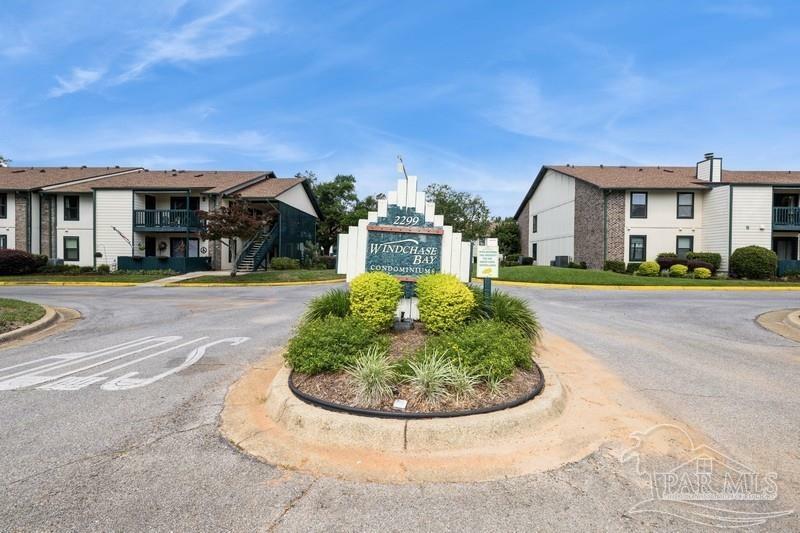 Property Photo: 2299 Scenic Hwy T7 FL 32503