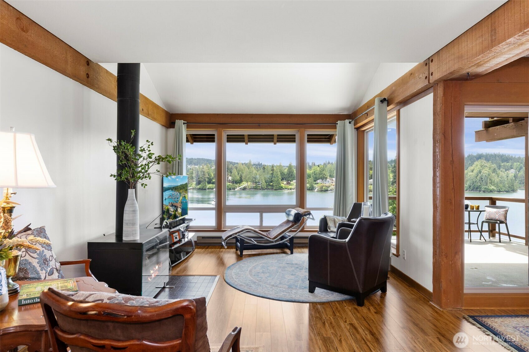 Property Photo: 131 N Bay Lane 4 WA 98365
