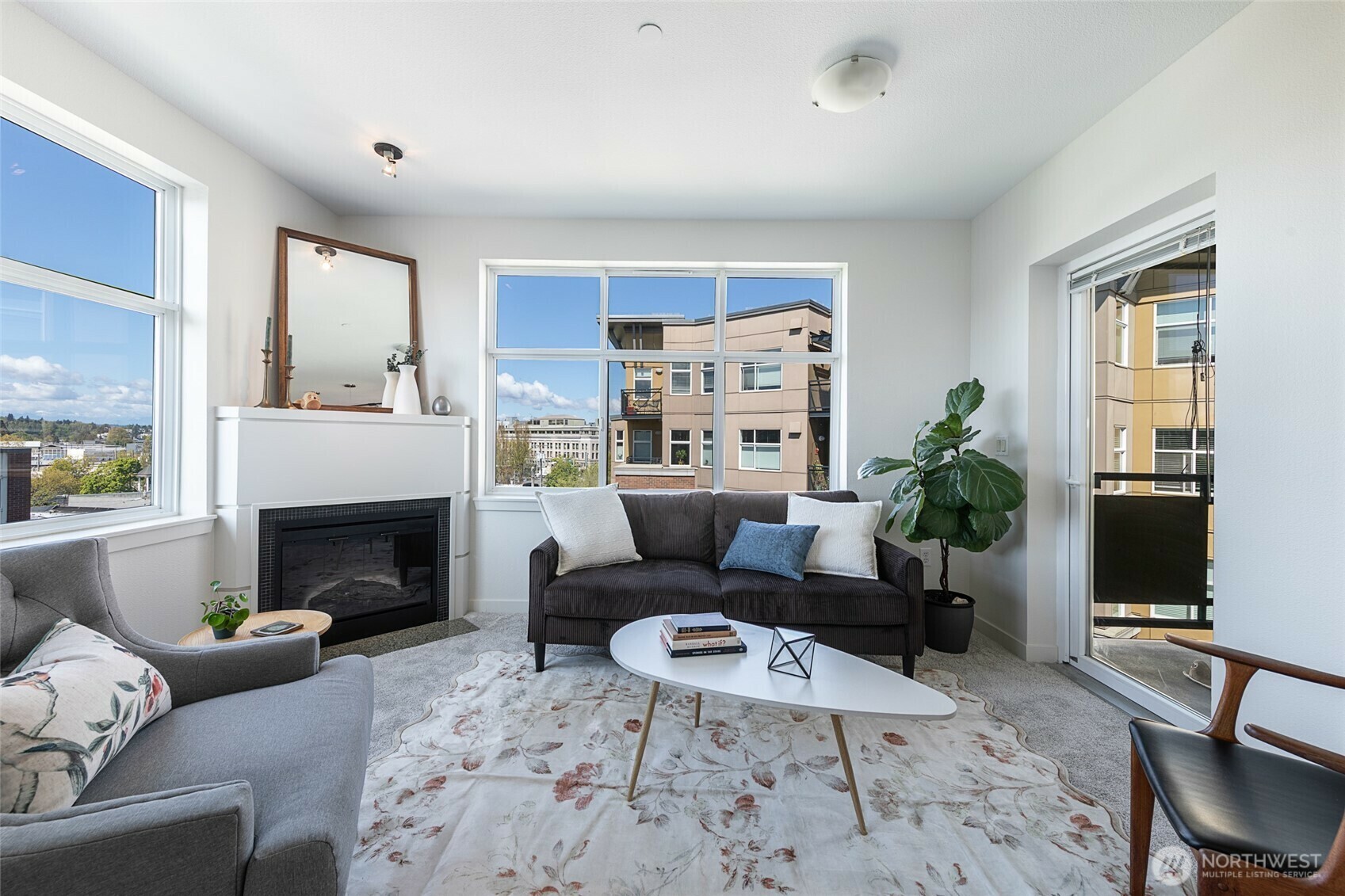 Property Photo:  5440  Leary Avenue NW 625  WA 98107 