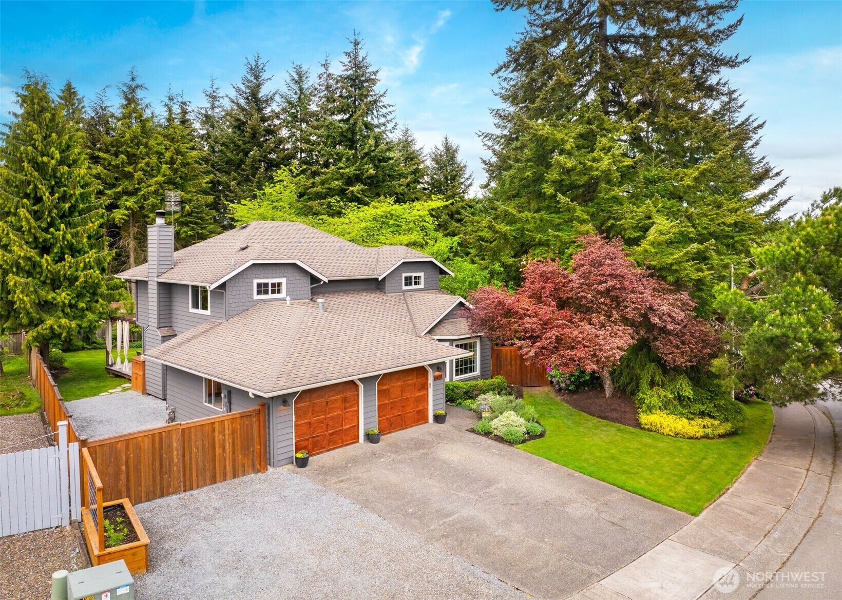 Property Photo: 6423 138th Place SE WA 98296