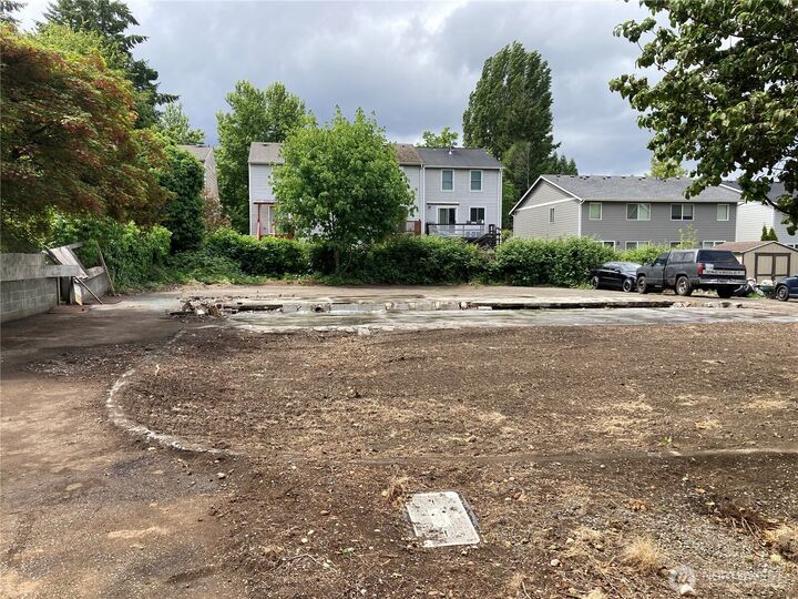 Property Photo:  1201  East Street SE  WA 98503 