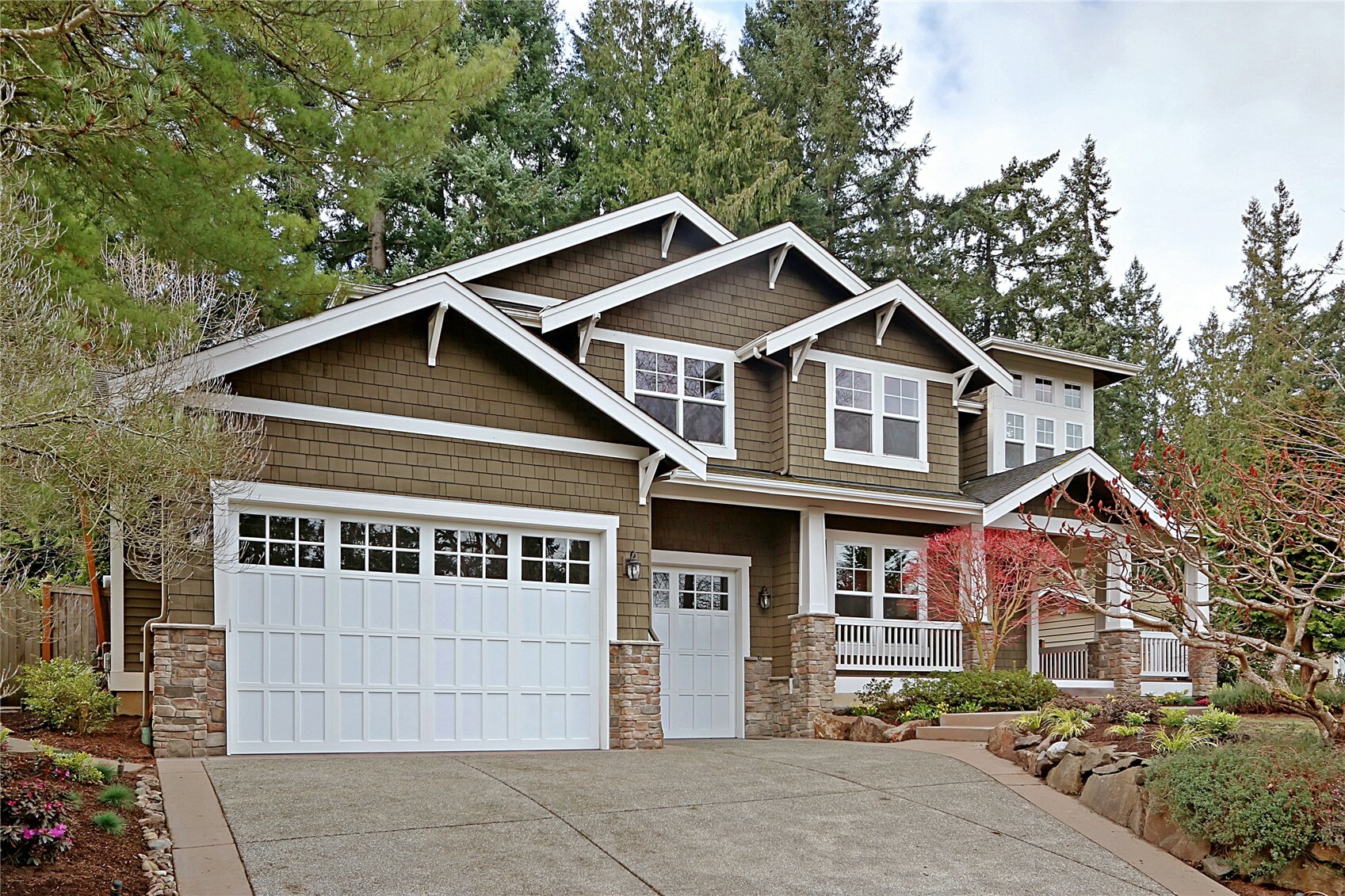 Property Photo: 2505 102nd Avenue NE WA 98004