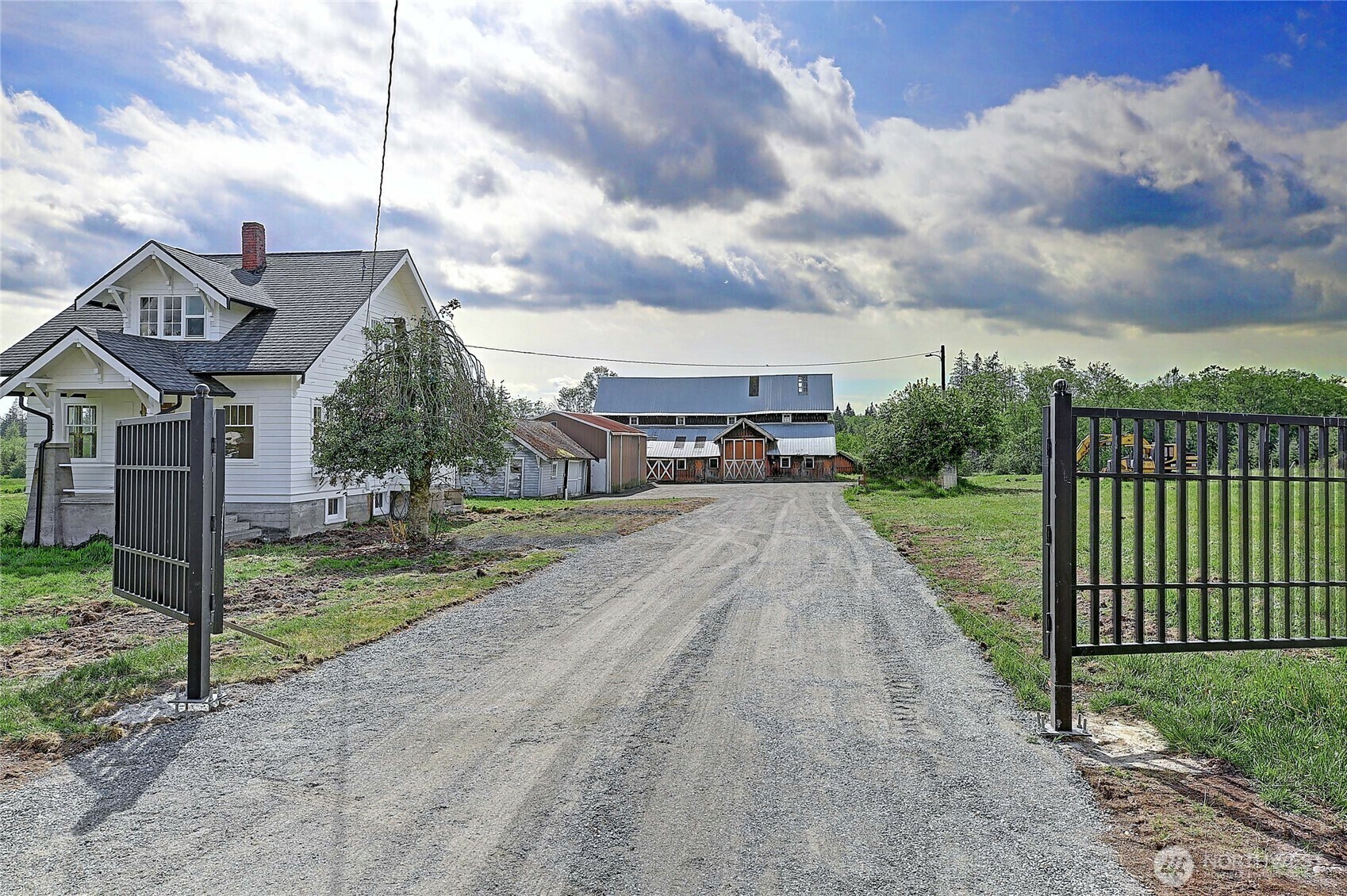 Property Photo: 27120 36th Avenue NW WA 98292