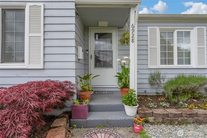 Property Photo: 6928 S Cheyenne Street WA 98409