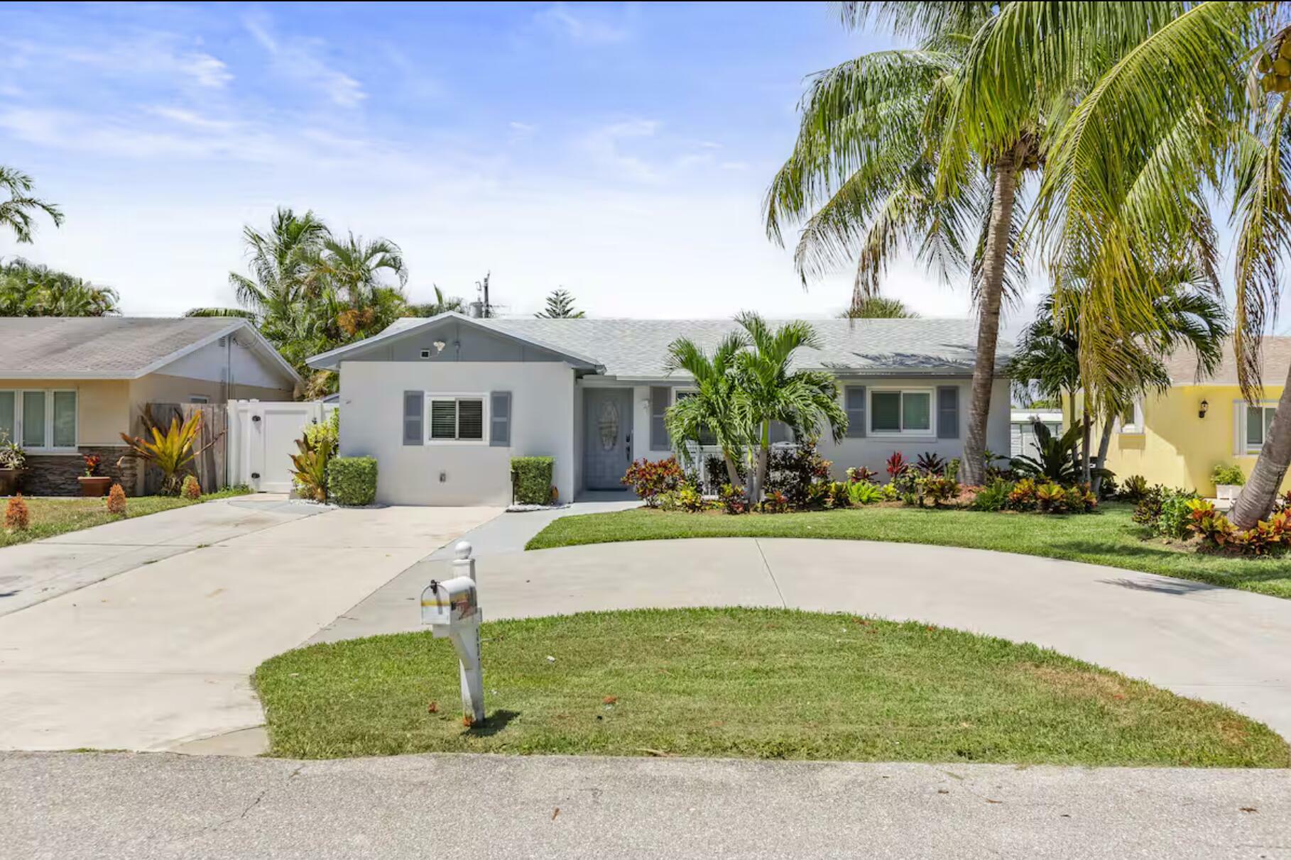 Property Photo: 337 Balsam Street FL 33410