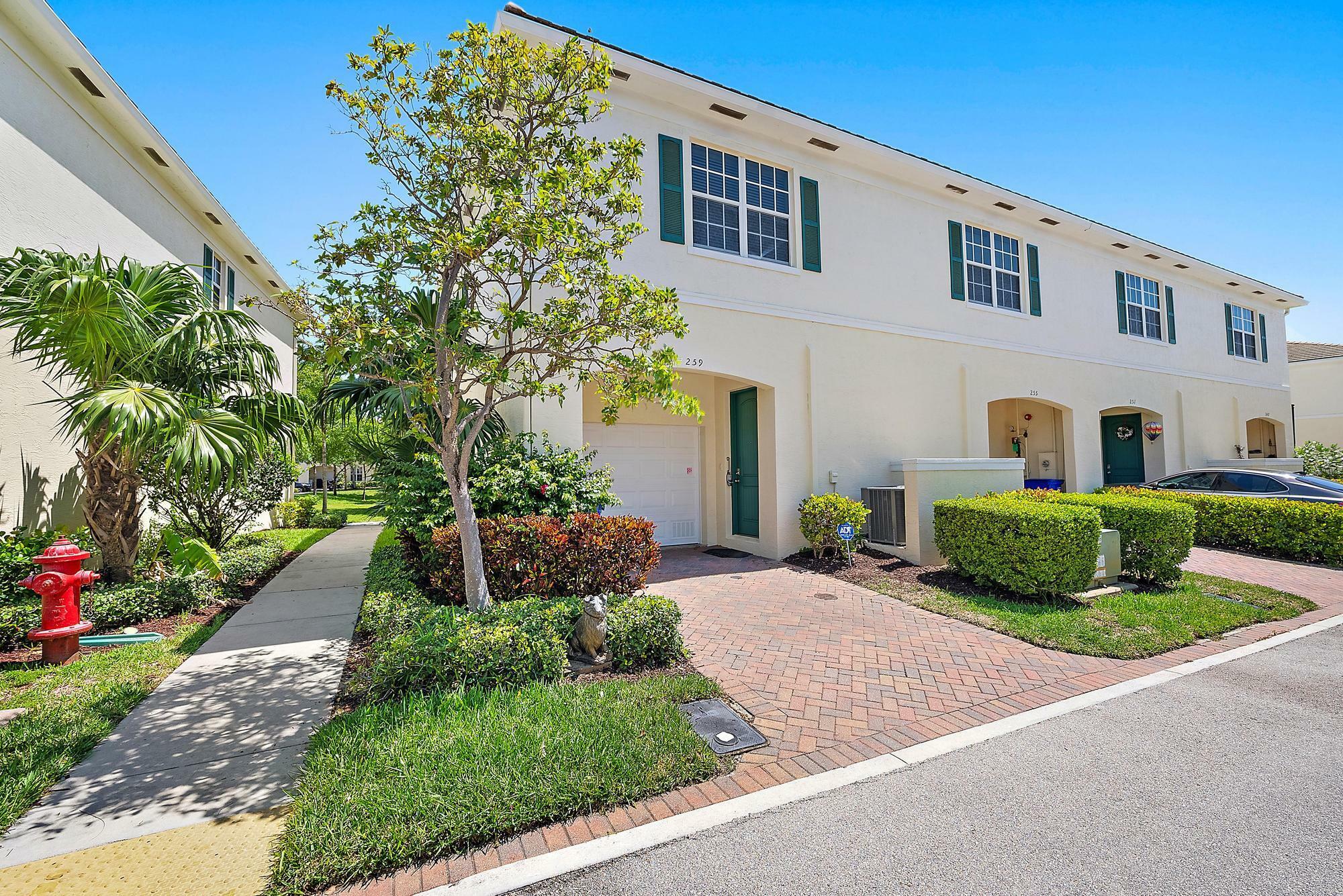 Property Photo: 259 SW 7th Court FL 33060