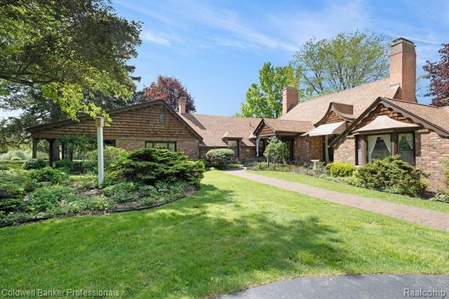 Property Photo: 2103 E Newark Road MI 48446