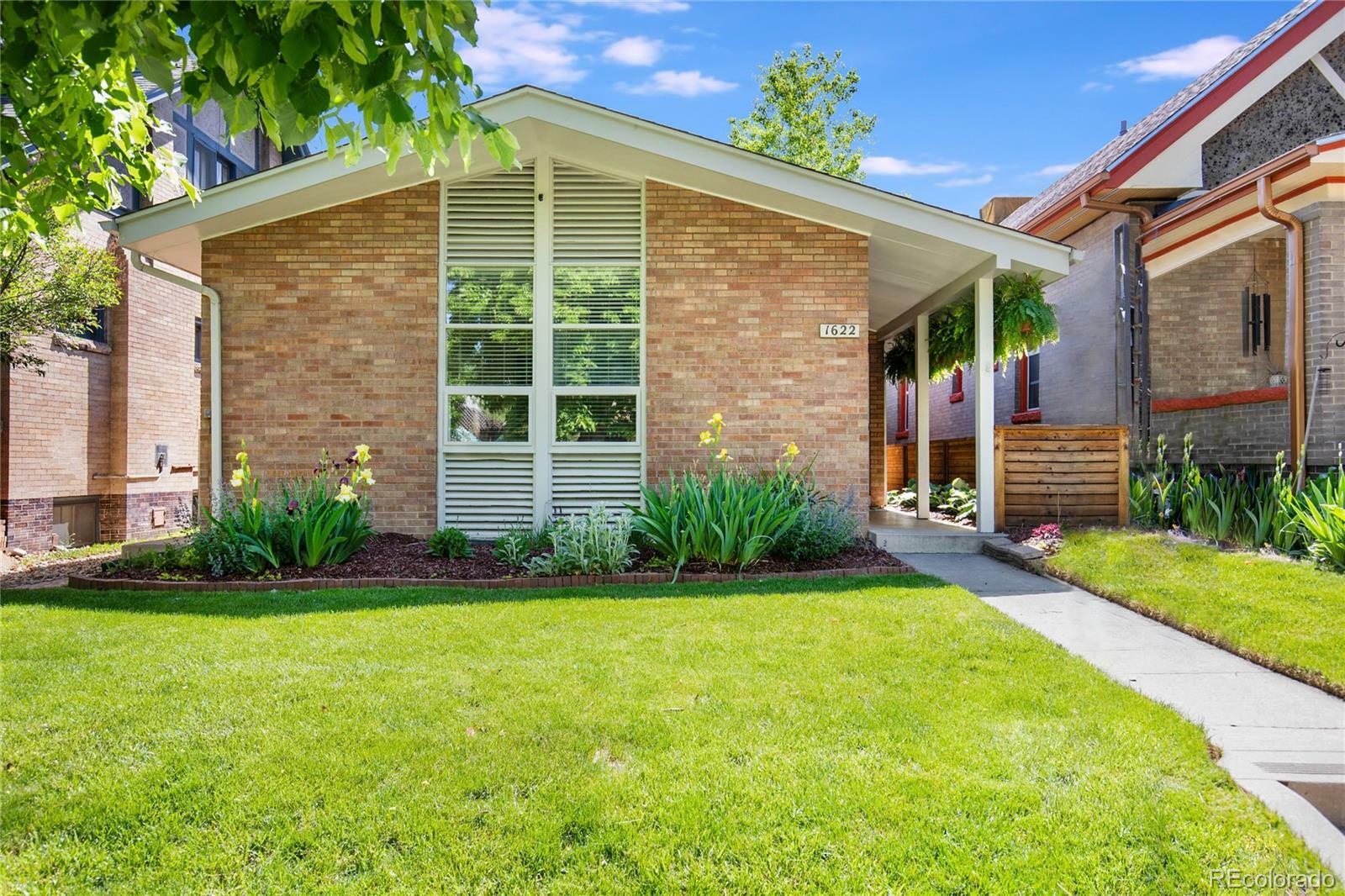 Property Photo: 1622 Monroe Street CO 80206