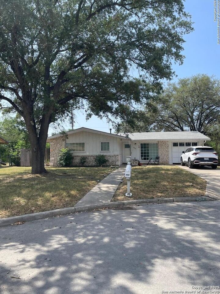 Property Photo: 4206 Parkwood Drive TX 78218
