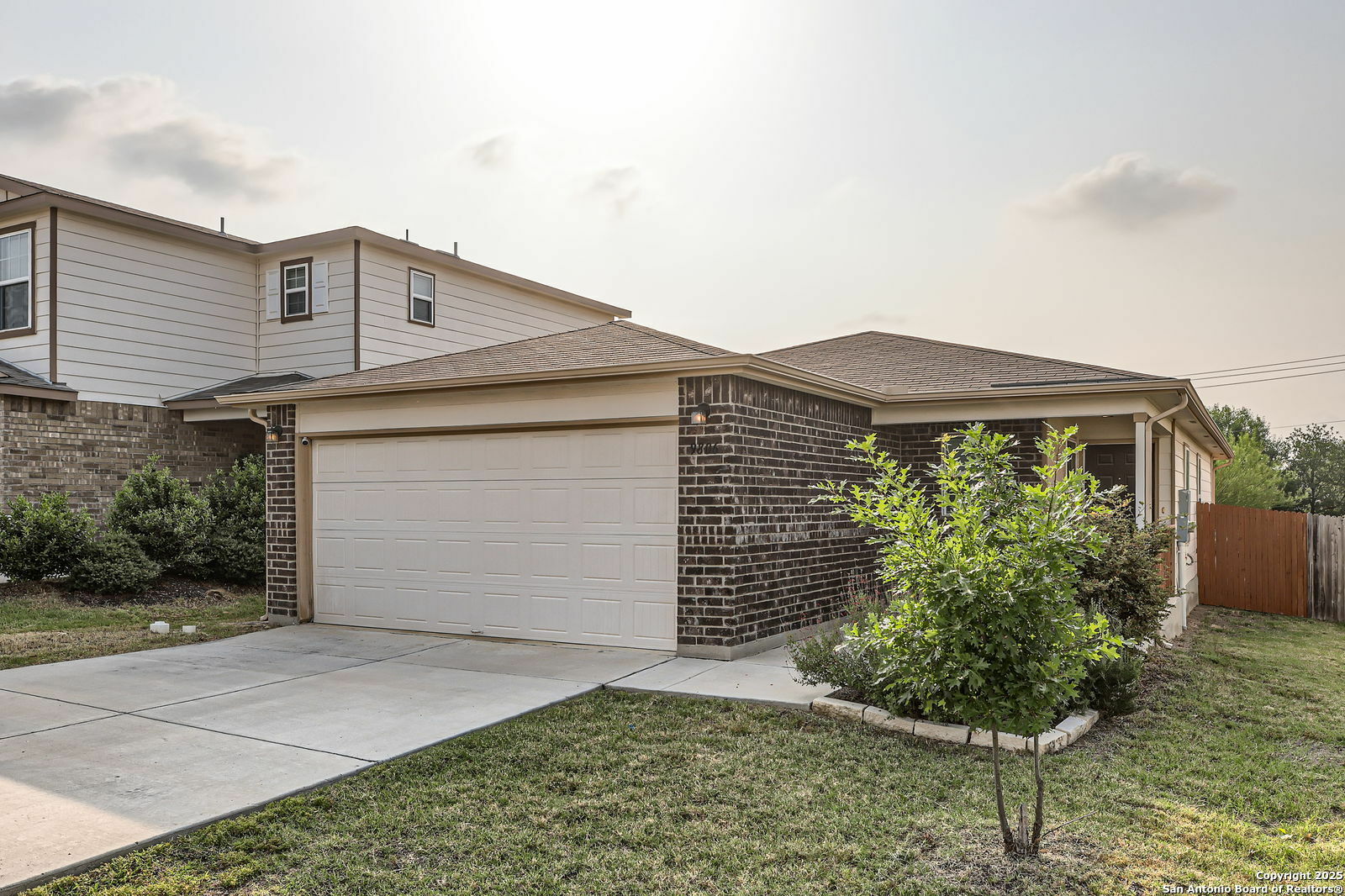 Property Photo: 9806 Silver Mist TX 78254