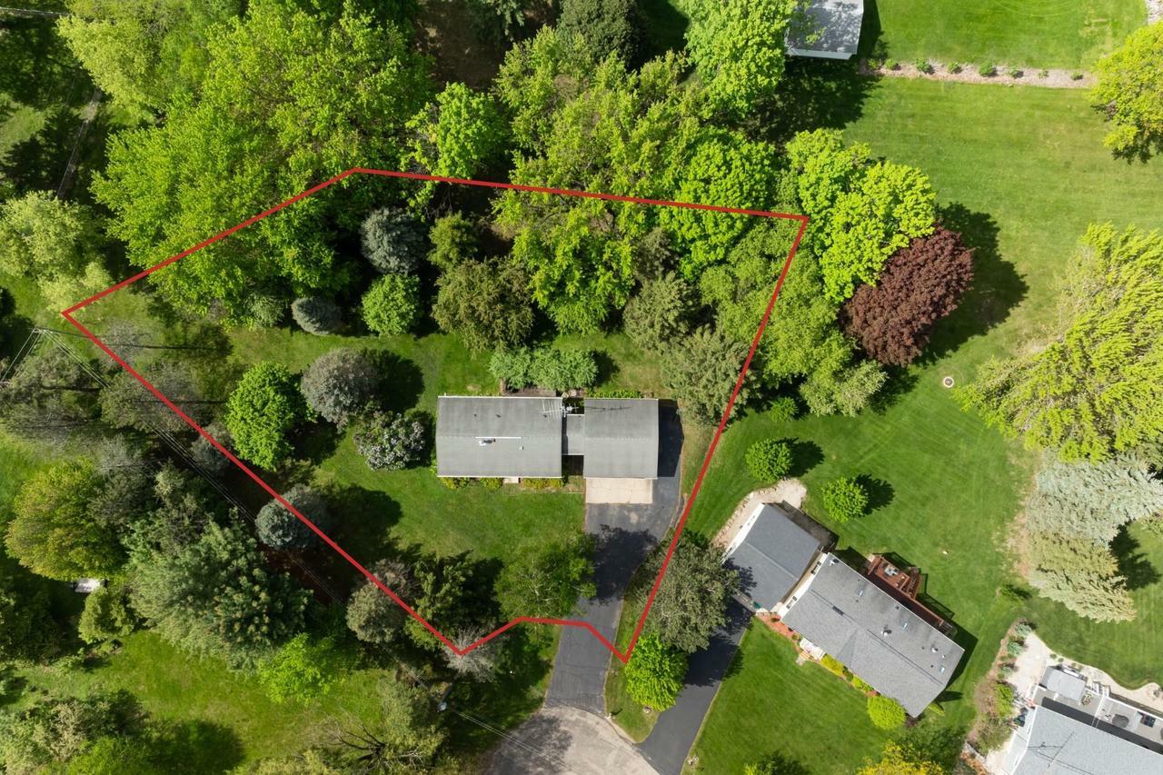 Property Photo: W2726 Menominee Court WI 53946