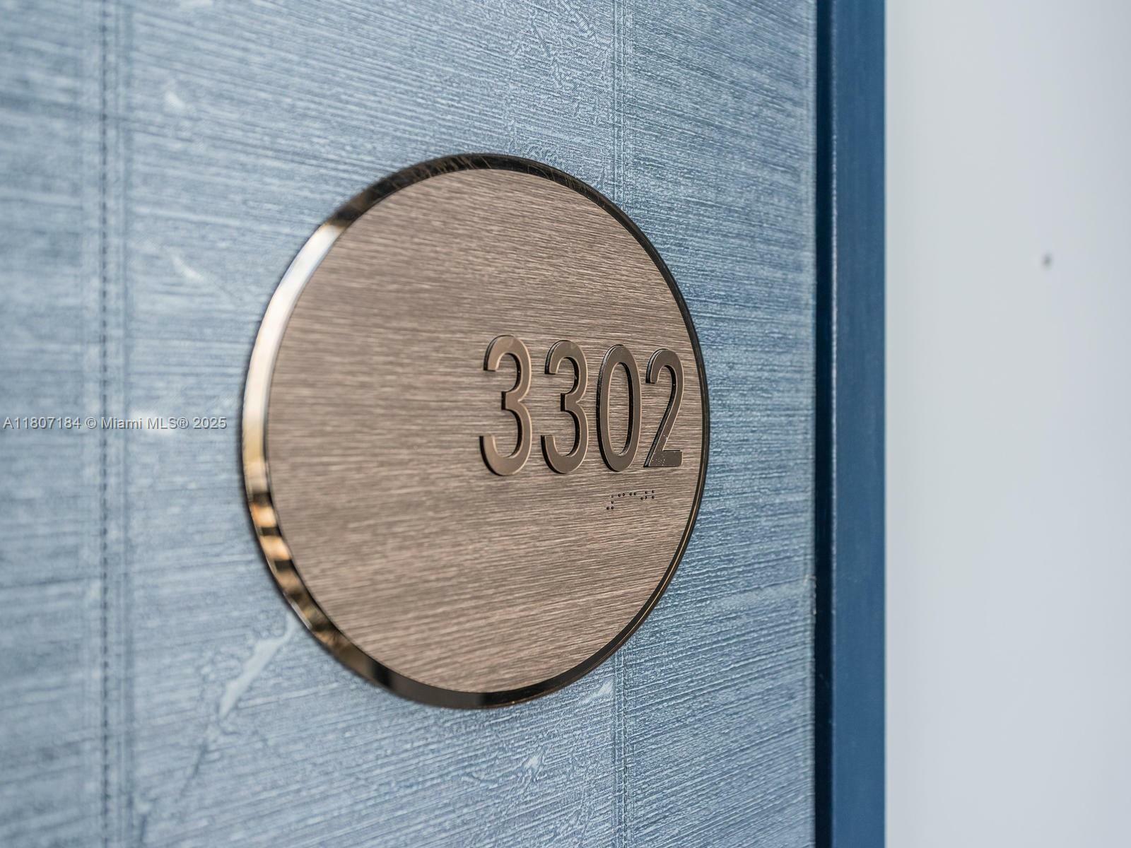 Property Photo: 650 NE 32 3302 FL 33137
