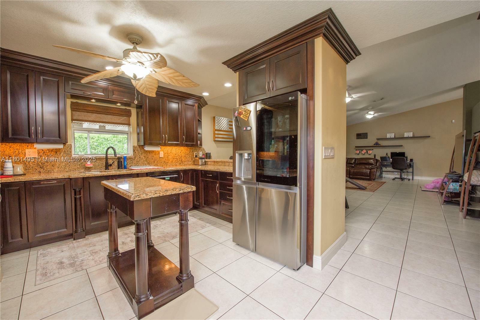 Property Photo: 18721 SW 297th St FL 33030