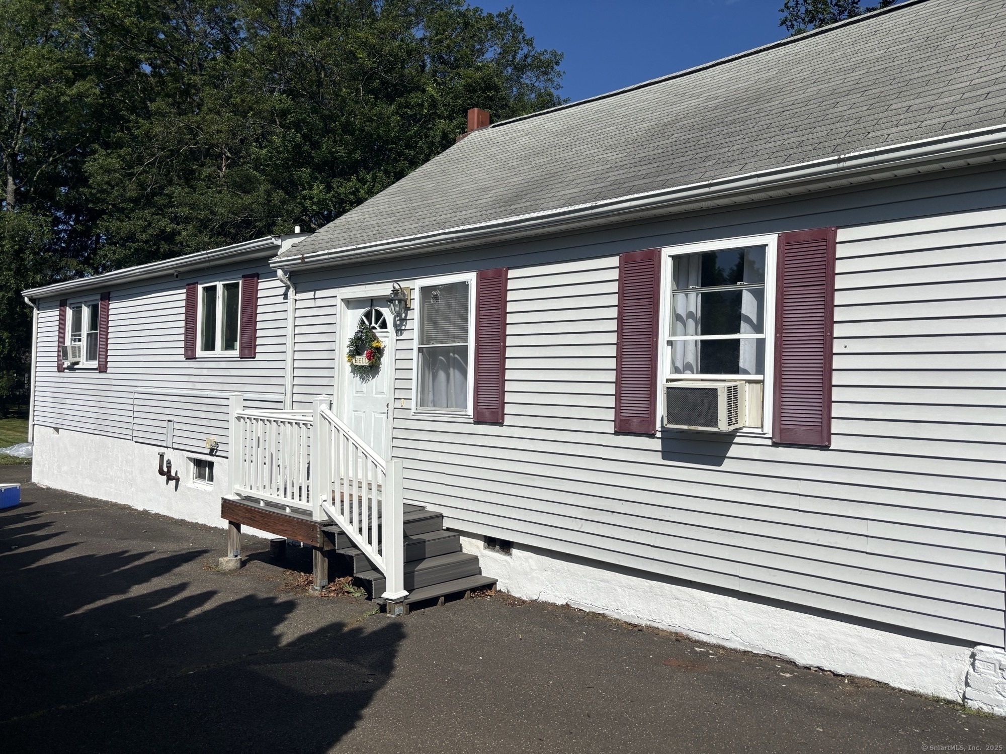 40 Woodland Avenue  North Haven CT 06473 photo