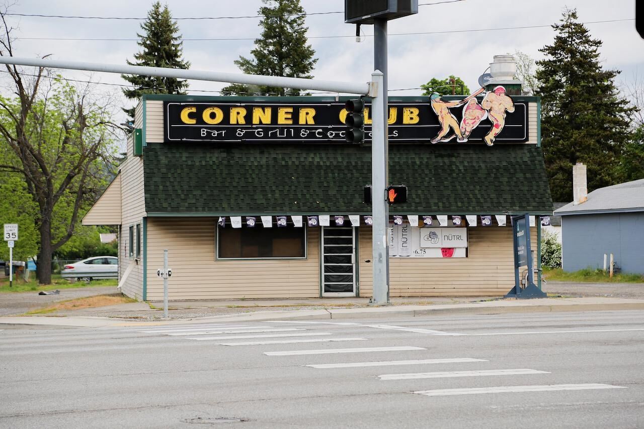 Property Photo:  2208 N Park Rd  WA 99212 