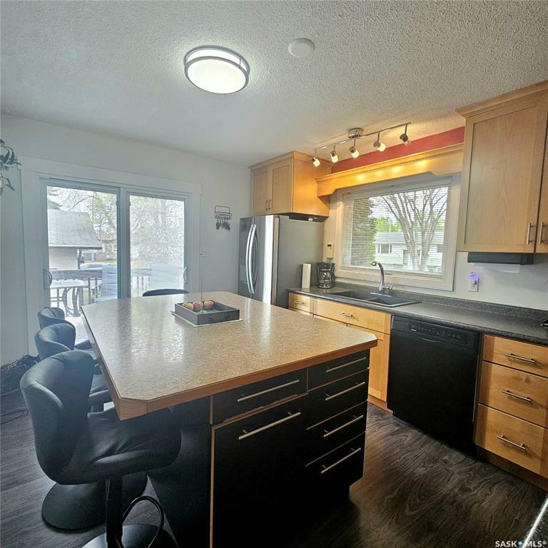 Property Photo: 474 Macarthur Drive SK S6V 5X4