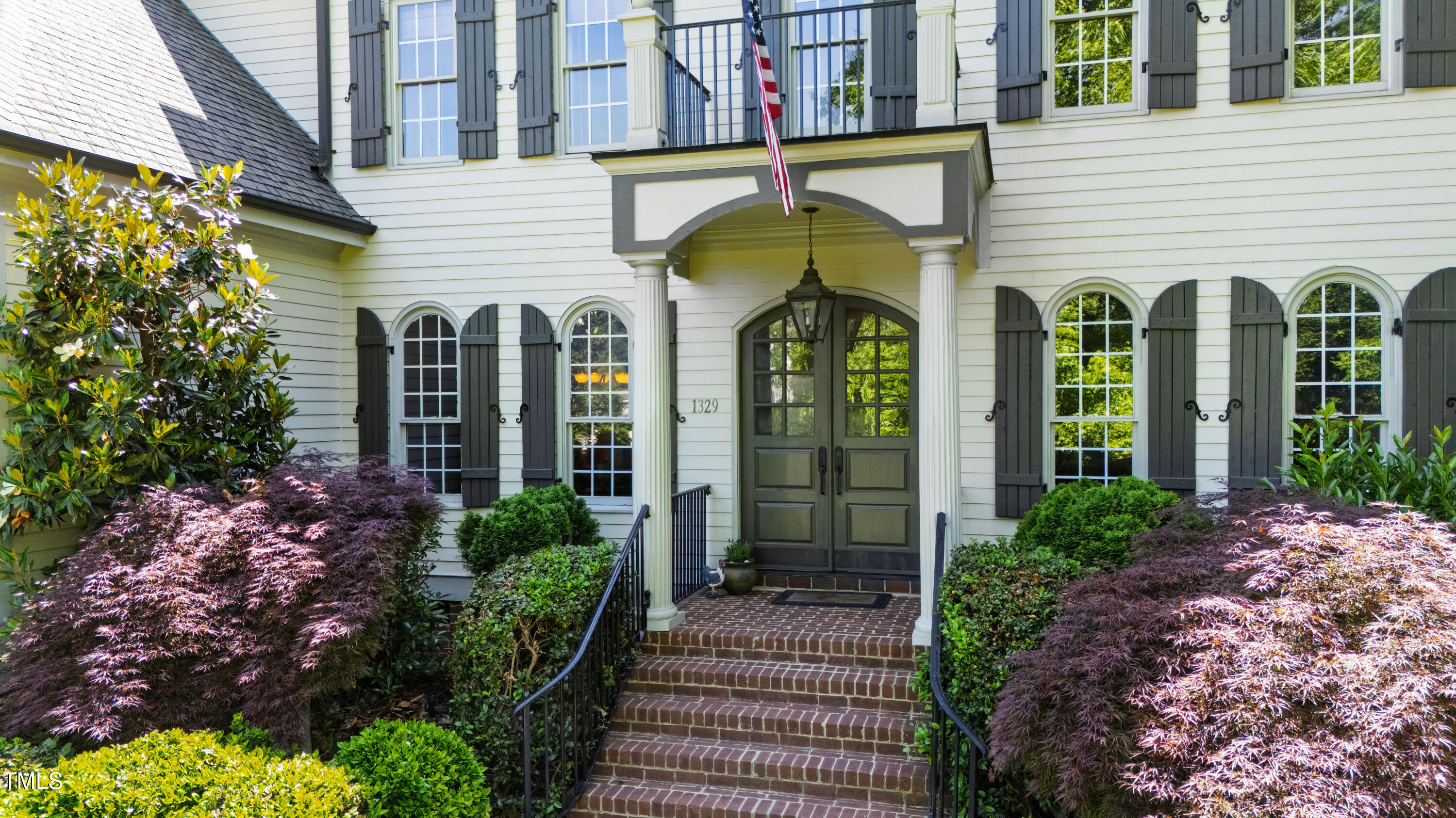 Property Photo: 1329 Wynncrest Court NC 27603