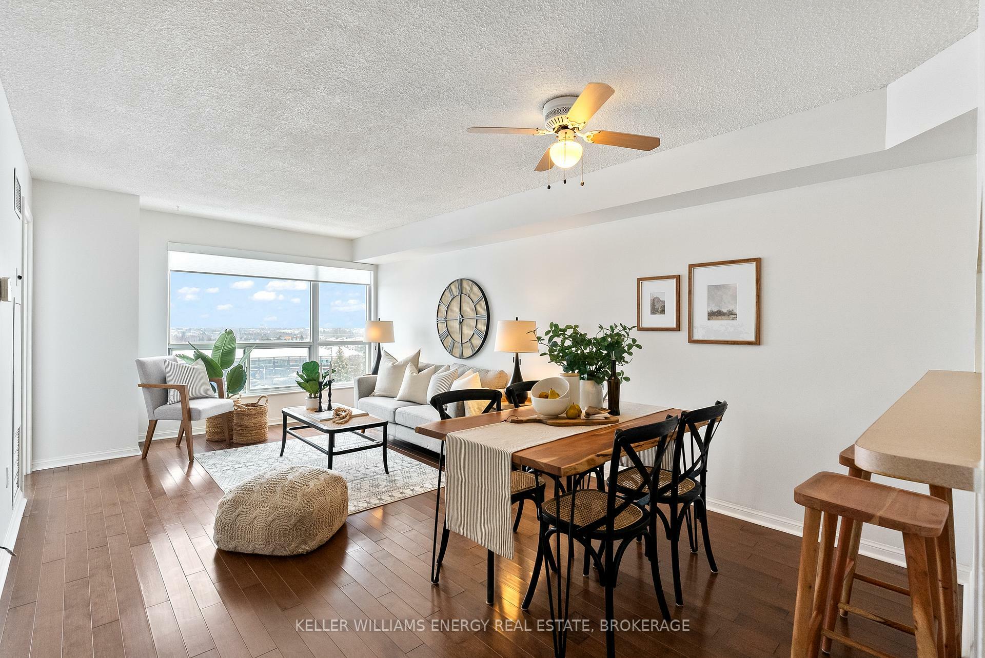 Property Photo:  712 Rossland Road E 904  ON L1N 9E8 