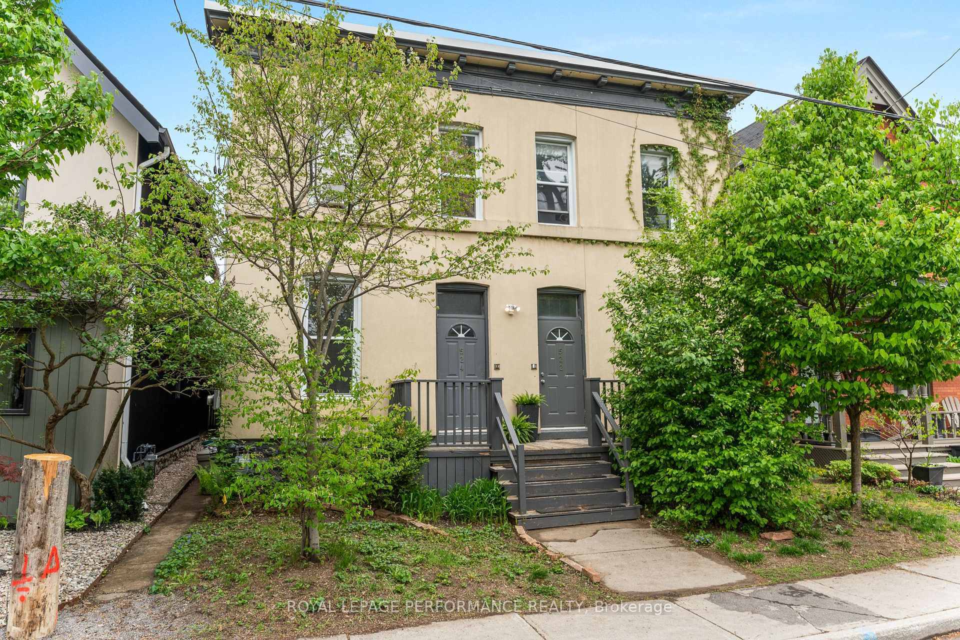 Property Photo: 522/524 Bay Street ON K1R 6B5