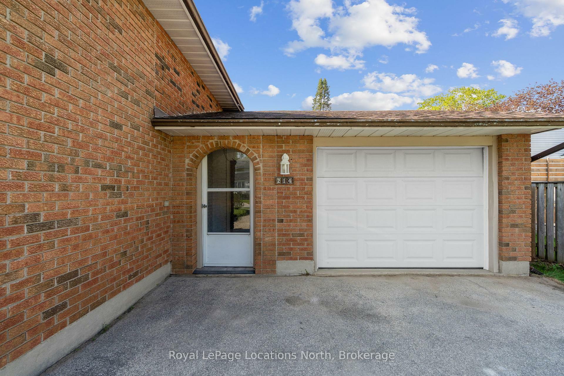 Property Photo: 214 Sunnidale Street ON L0M 1S0